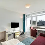 Huber Living Basic 204 * Germering