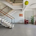Huber Living Basic 204 Apartment *