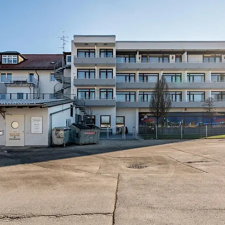 Huber Living Basic 204 Lägenhet Germering