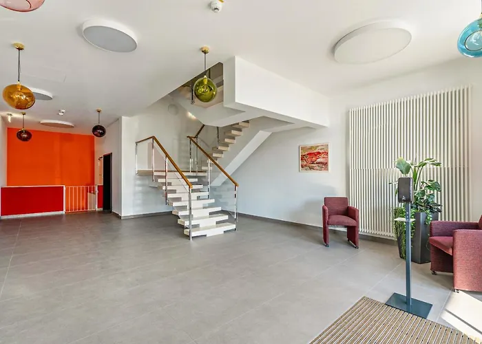 Huber Living Basic 204 * Germering