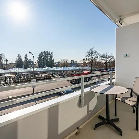 Huber Living Basic 204 شقة جيرميرنج