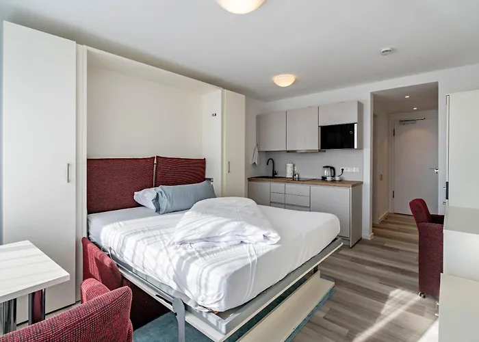 Huber Living Basic 204 Apartament Germering